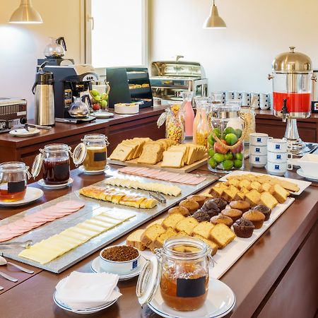 Lp Equipetrol Hotel Санта Крус де ла Сиера Екстериор снимка