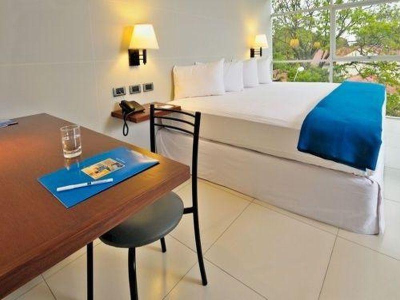 Lp Equipetrol Hotel Санта Крус де ла Сиера Екстериор снимка